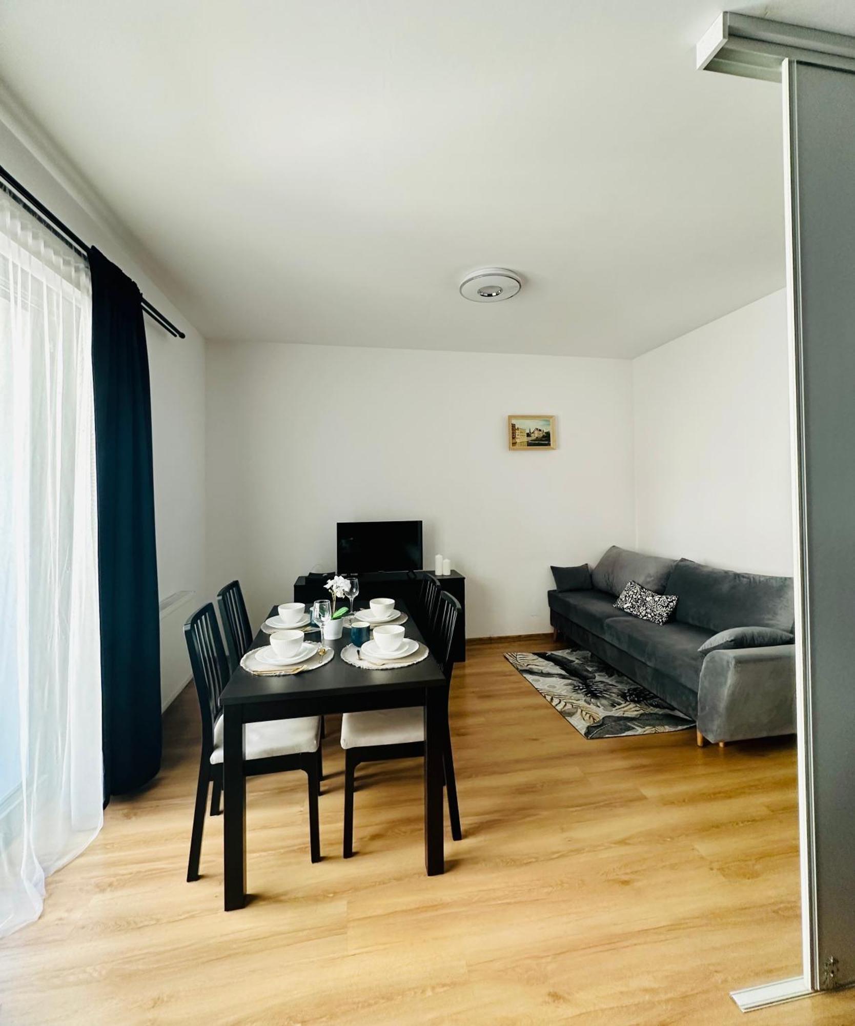 Male Garbary 8 Apartment Poznań Esterno foto